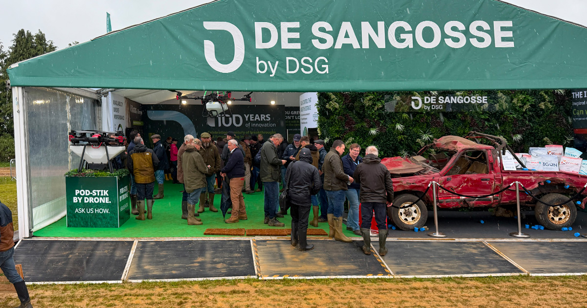 The famous “Indestructible Hilux”, known for its extreme endurance testing on BBC’s Top Gear, took centre stage on the De Sangosse stand, with even Jeremy Clarkson and Kaleb Cooper paying a visit